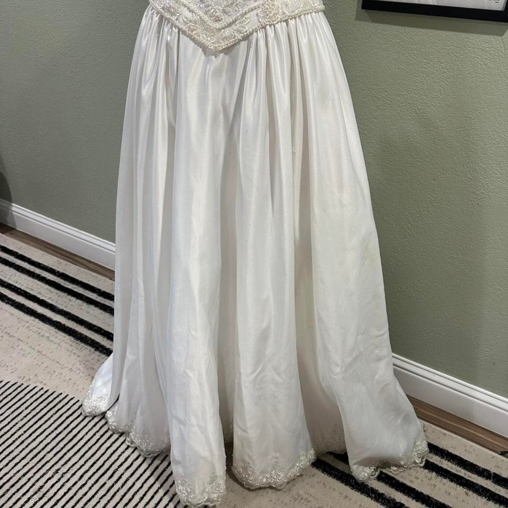 Vintage Wedding Dress - Bridal by Justine sz 12 Floor length wedding gown - Picture 4 of 8